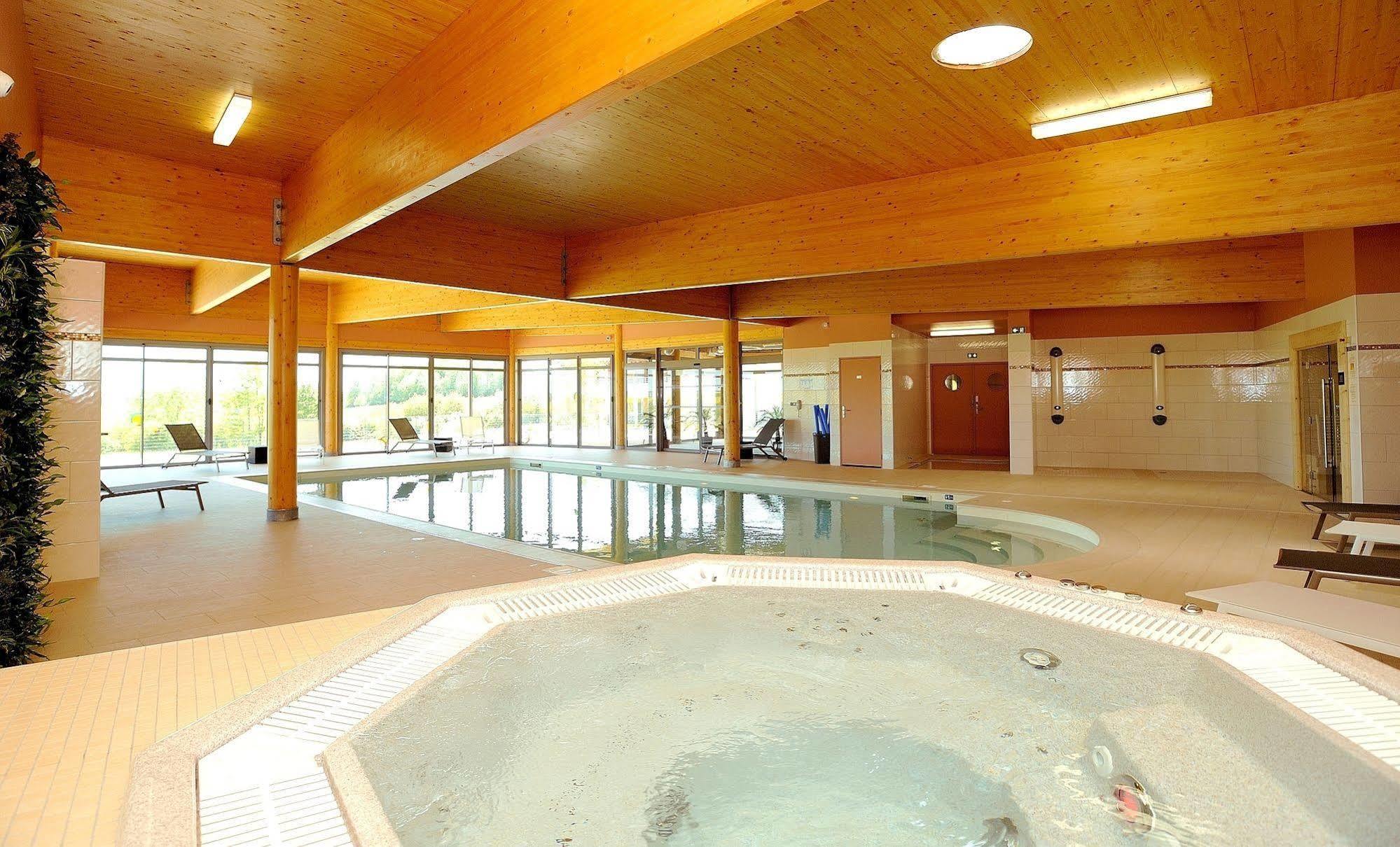 Hotel Le Val Moret Magnant Eksteriør bilde